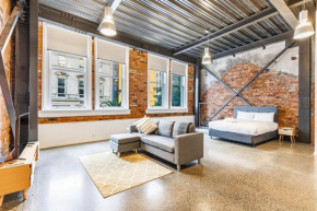 Modern Studio + Prime Location